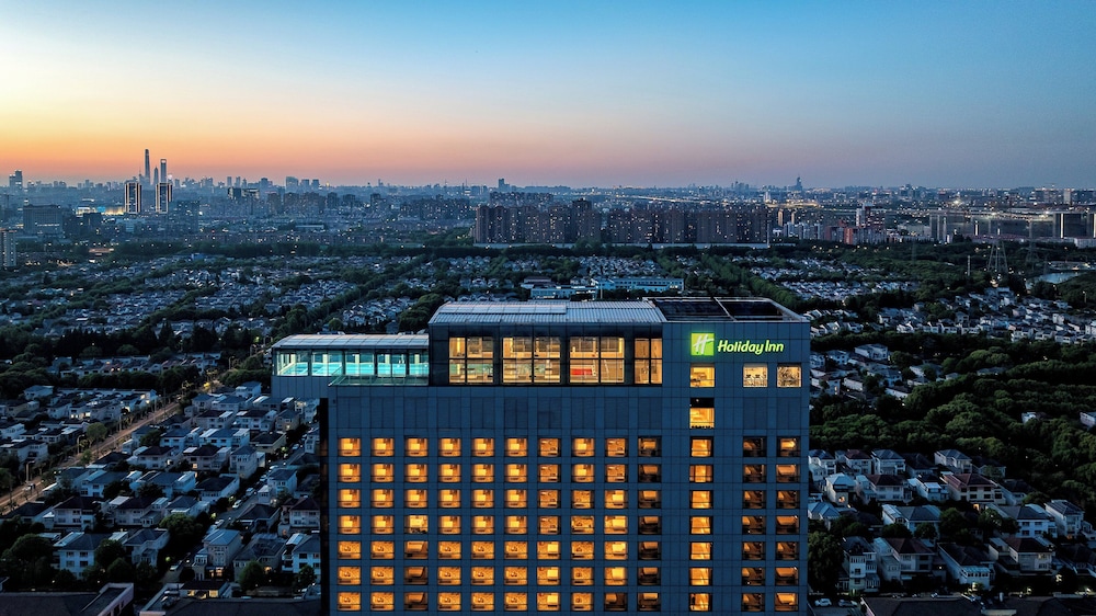 Holiday Inn Shanghai Pudong Kangqiao by IHG — 4-Star Luxury Hotel in Shanghai, People's Republic of China
