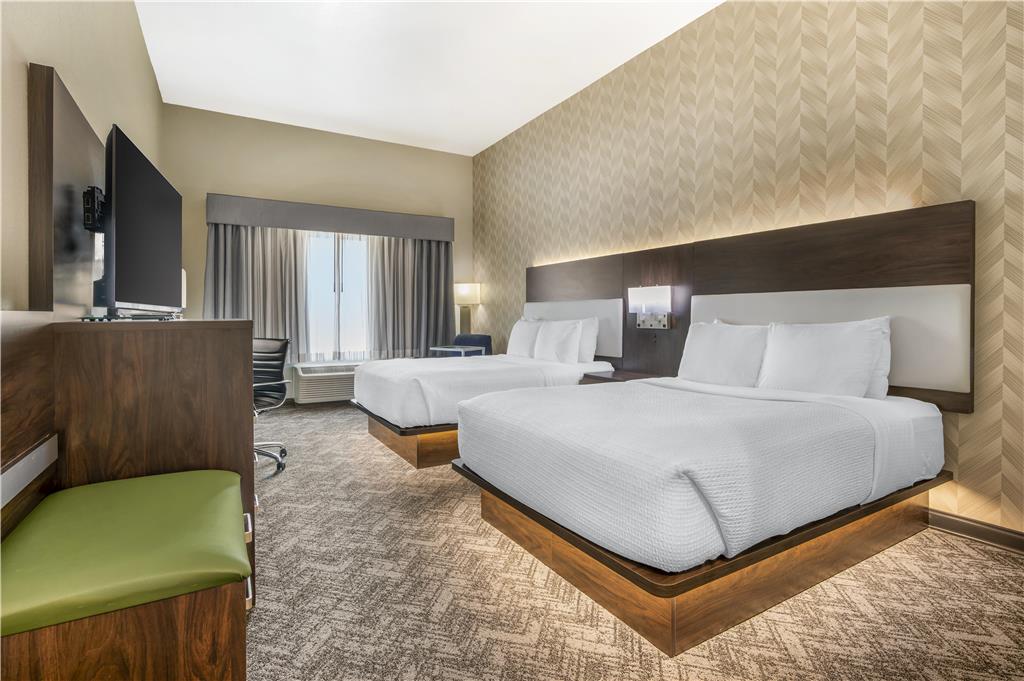 Best Western Plus Parkside Inn & Suites - photo 12