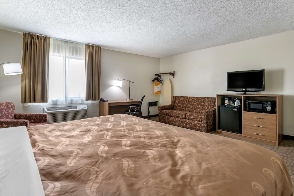 Super 8 Creston - photo 124