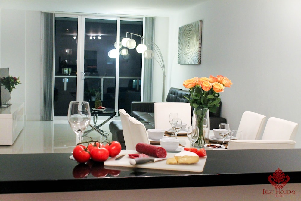 Sunny Isles Suites - photo 5