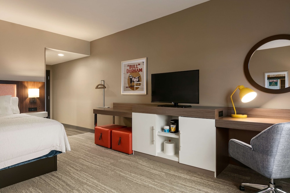 Hampton Inn Kernersville - photo 11