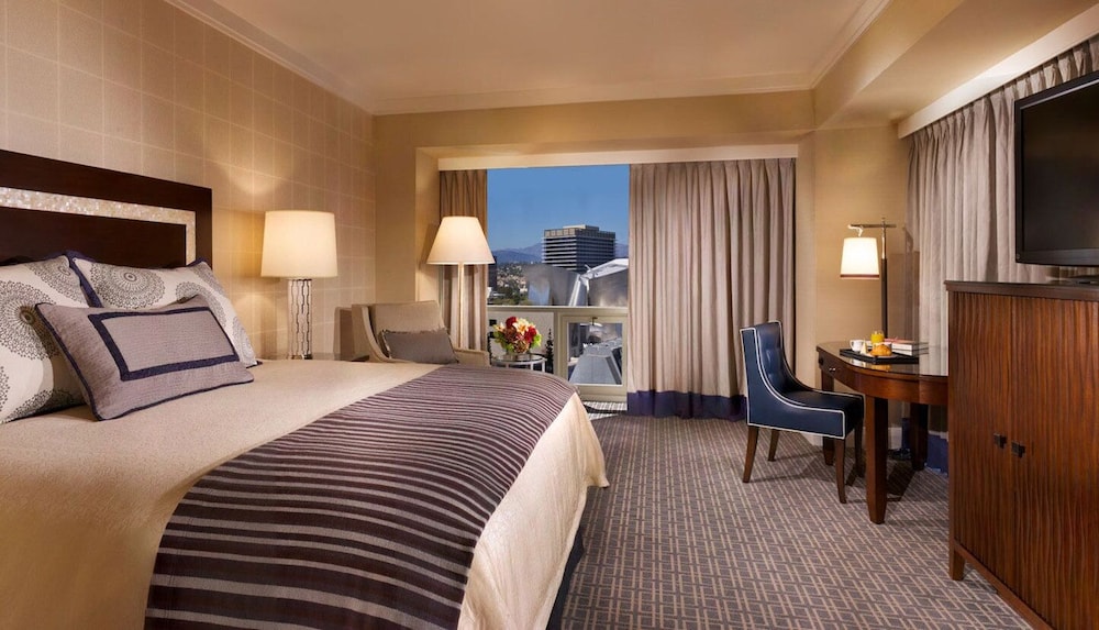 Omni Los Angeles Hotel at California Plaza - photo 44