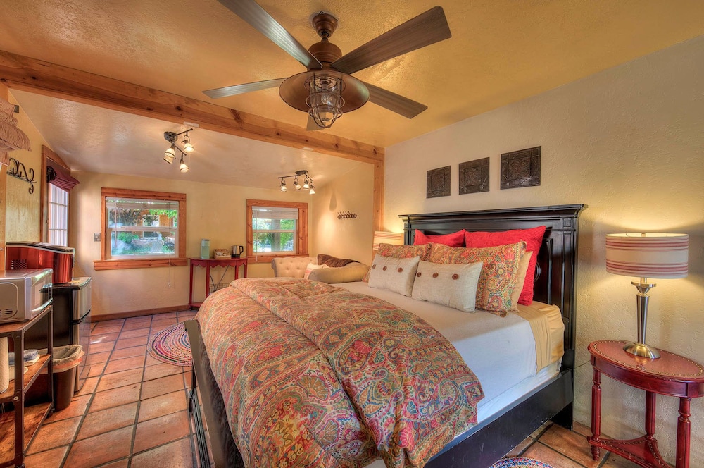 Cali Cochitta Vacation Rentals - photo 14