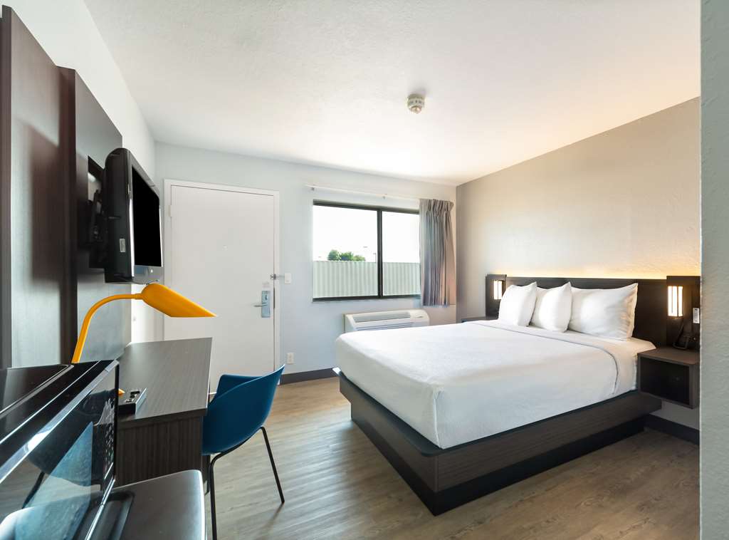 Motel 6 Del Rio Tx - photo 10