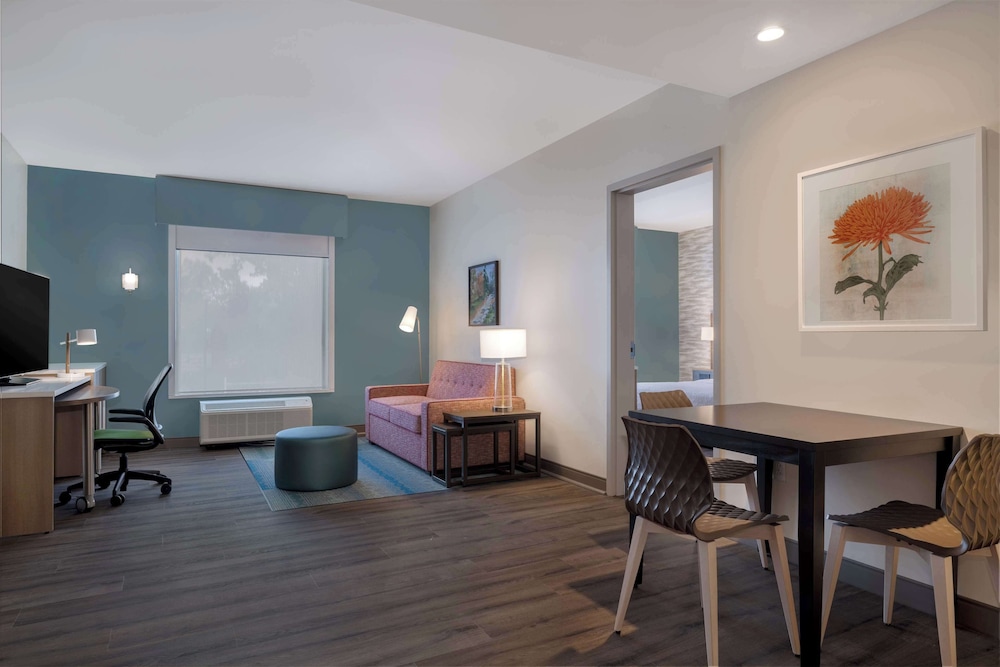 Home2 Suites by Hilton Bristol - photo 22
