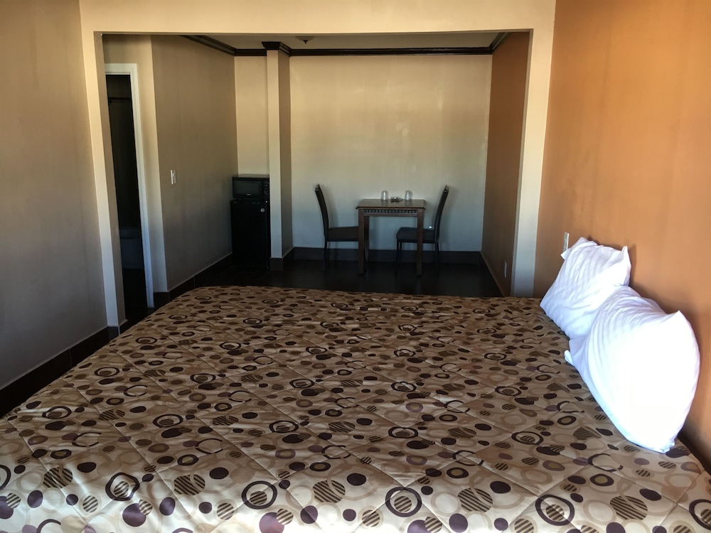 Ruby Motel - photo 5