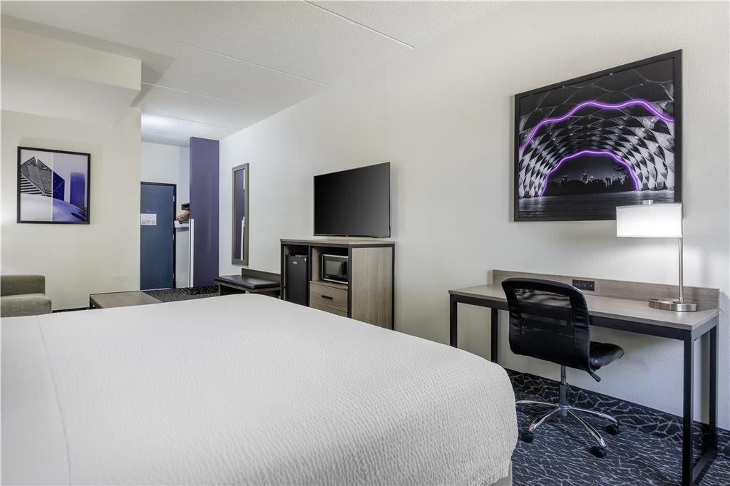 Best Western Bolingbrook Hotel - photo 19