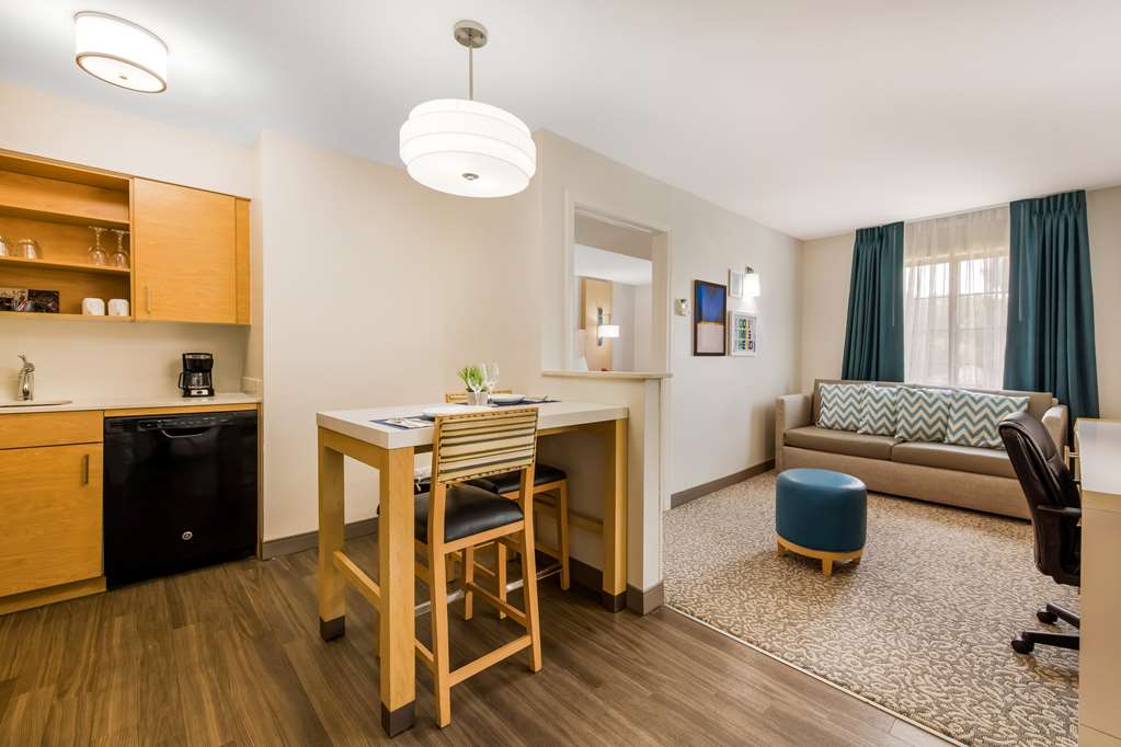 Sonesta ES Suites Charlotte Arrowood - photo 14