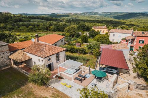 Casa Iveta — 4-Star Luxury Hotel in Brtonigla, Croatia