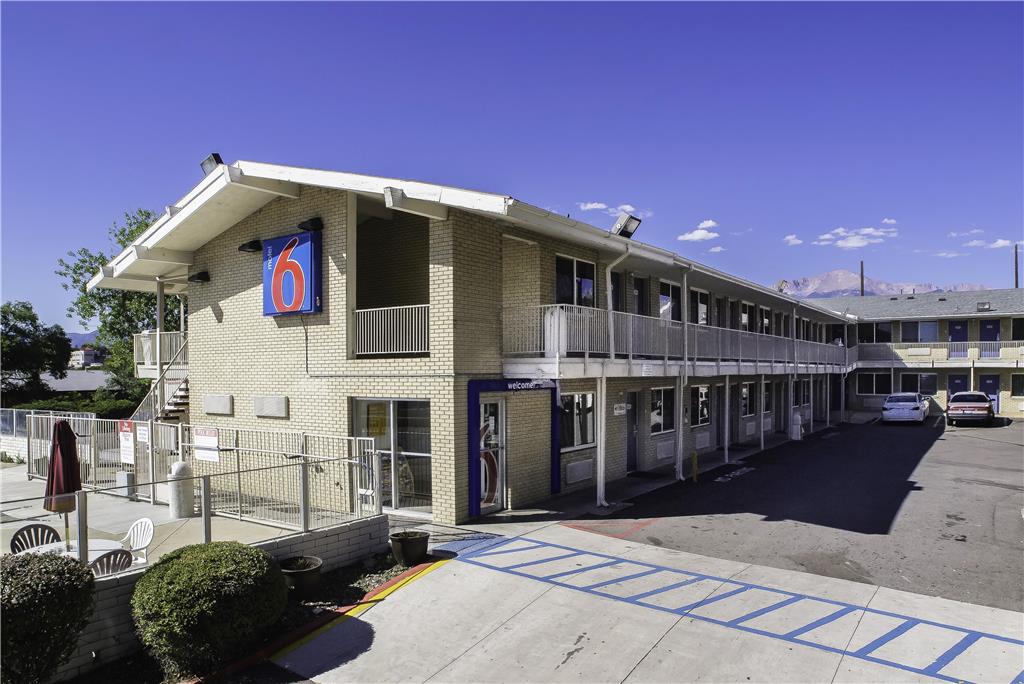 Motel6 Colorado Springs CO South Metro Area - photo 25