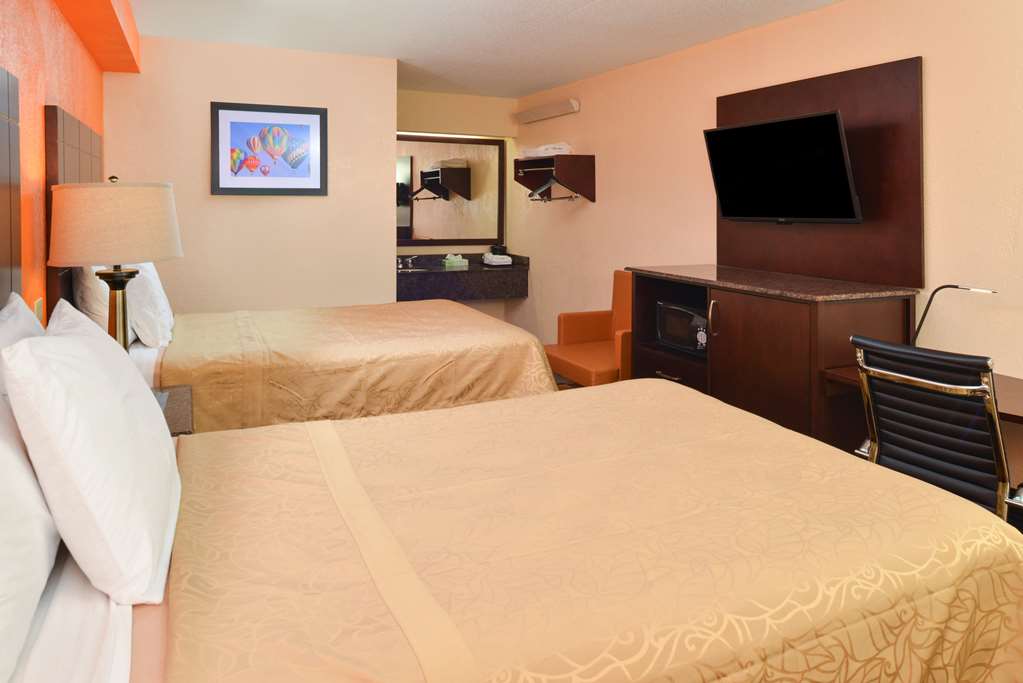 Americas Best Value Inn Pittsburgh Airport - photo 16