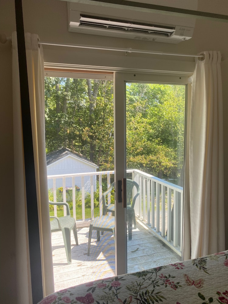 The High Tide Inn - photo 23