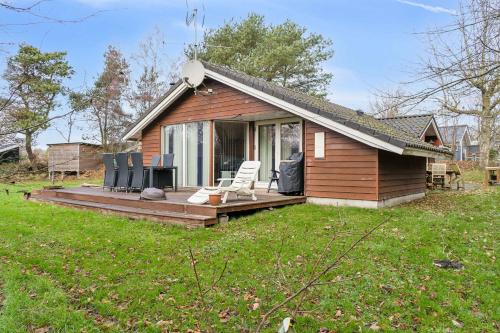 Cozy Summer House Close To The Beach — 4-Star Luxury Hotel in Grenaa, Denmark