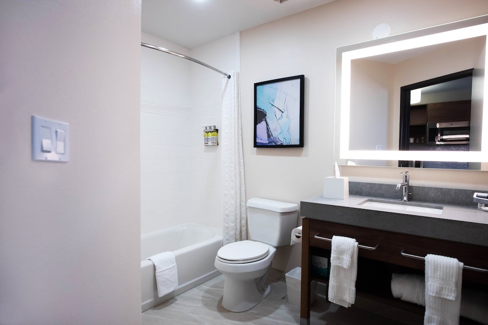 Candlewood Suites Lake Charles Sulphur an IHG Hotel - photo 3