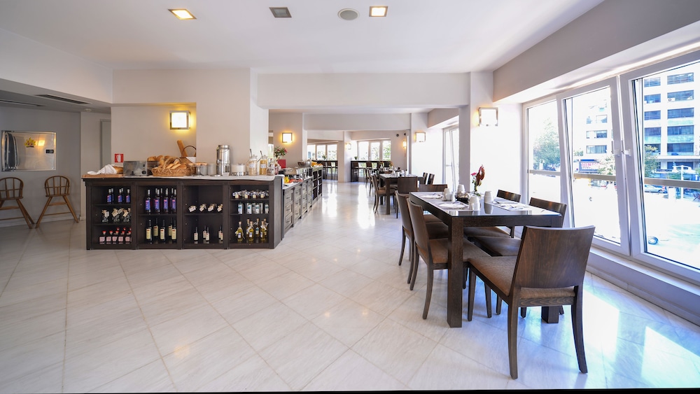 מזון ומשקאות