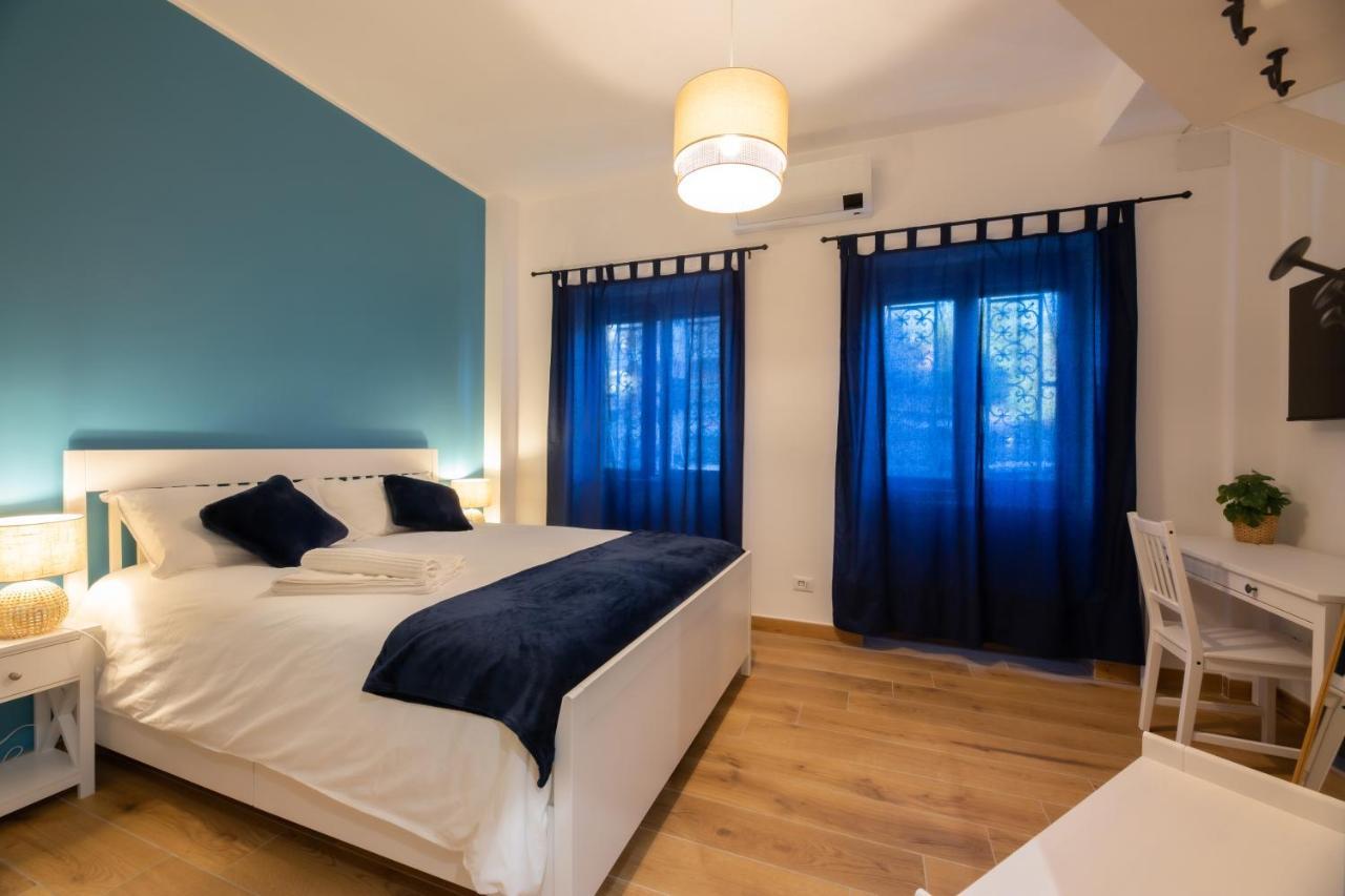 Bed & Breakfast Across the Room — 4-Star Luxury Hotel in Rome, Italy
