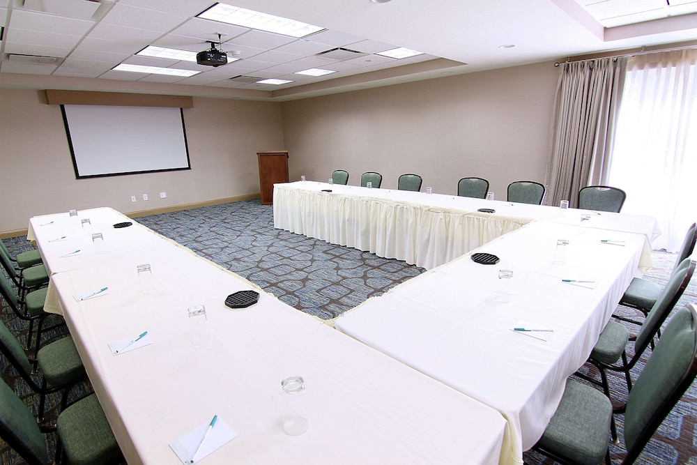 Homewood Suites by Hilton Fargo - photo 22
