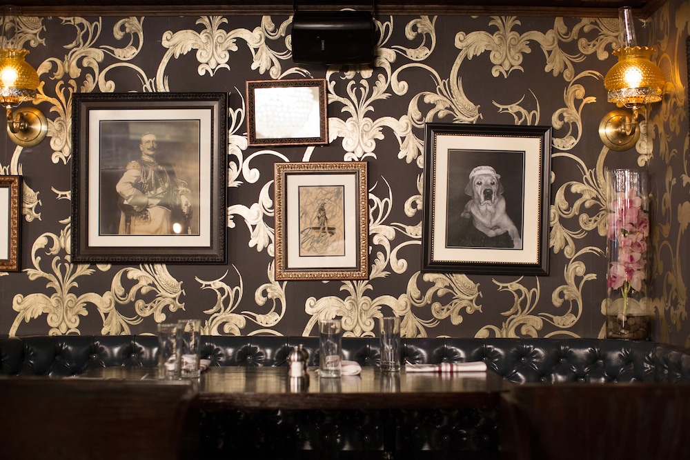 Refinery Hotel - photo 35