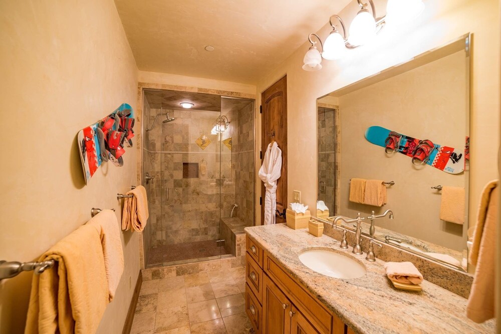 Aux Pied des Pistes by Telluride Resort Lodging - photo 34