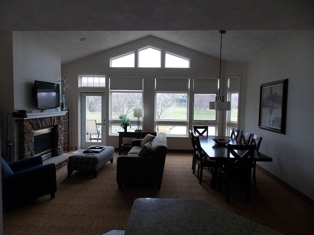 Fairway Suites at Peekn Peak - photo 34
