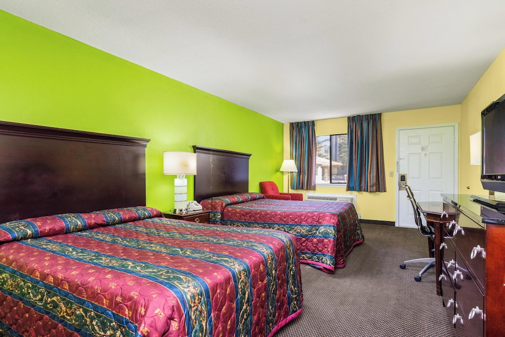 Budget Host Inn by Hotel O Portland near I 65 - photo 12
