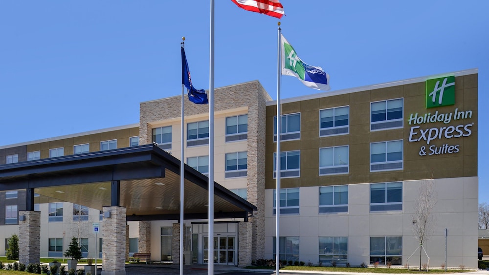 Holiday Inn Express & Suites Southgate Detroit Area by IHG — hotel in Southgate
