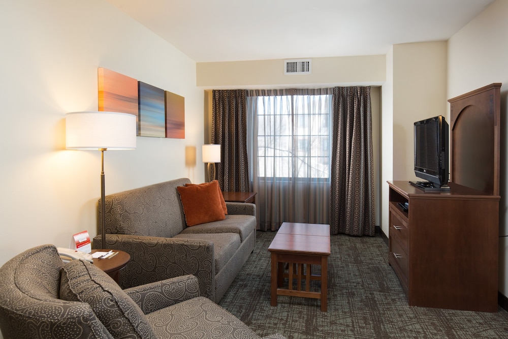 Staybridge Suites Toledo Maumee by IHG - photo 10