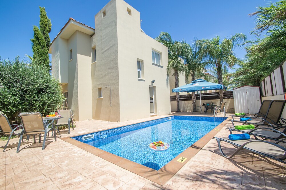 Presidential Holidays Villa