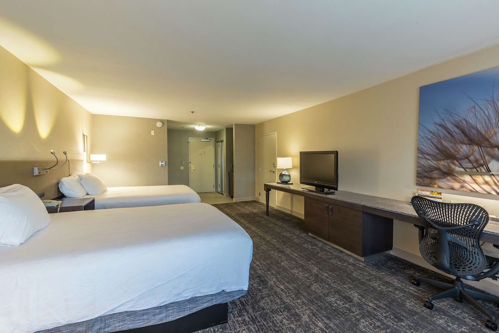 Hilton Garden Inn Fairfield - photo 17