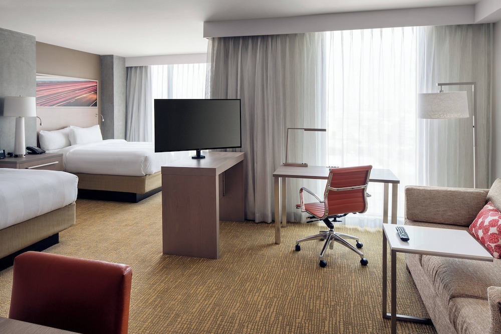 Residence Inn by Marriott San Diego Downtown Bayfront - photo 11
