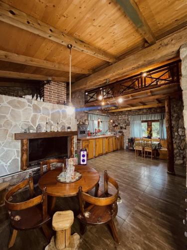 Village house Velimirović — 4-Star Luxury Hotel in Danilovgrad, Montenegro