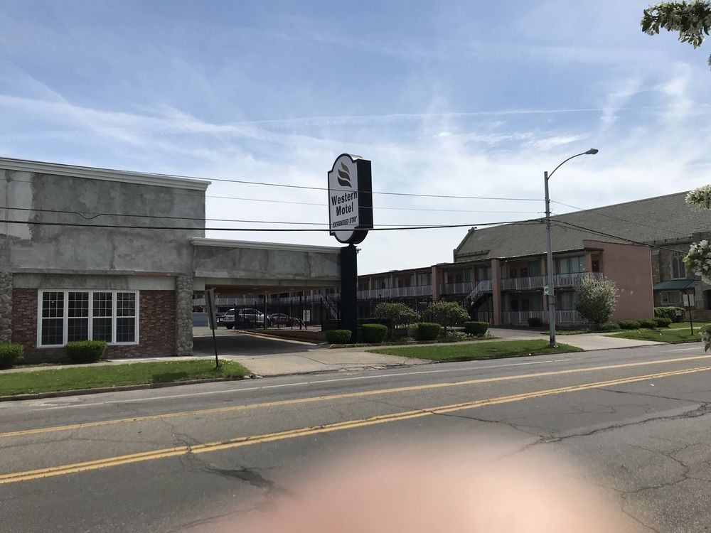 Western Inn Downtown in Erie, United States