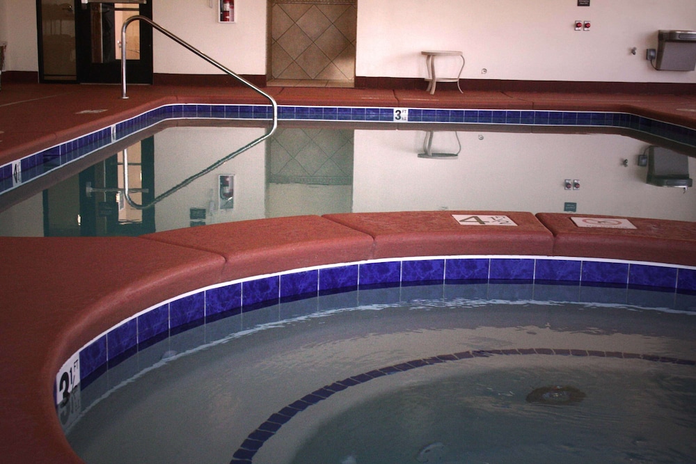 Hampton Inn Sierra Vista - photo 26