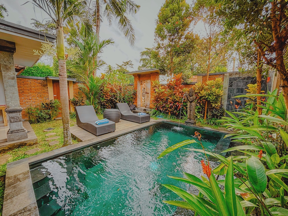 Ubud Suarga Private Pool Villa — 4-Star Luxury Hotel in Ubud, Indonesia