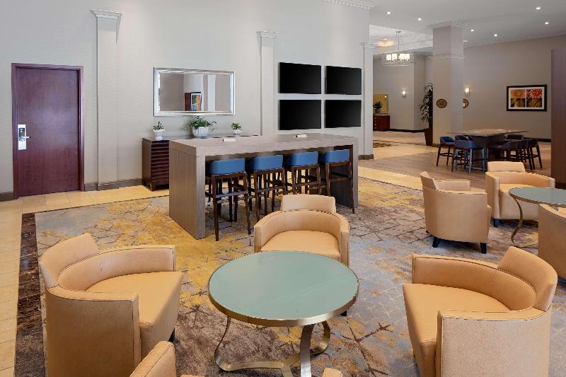 Hotel Zessa Orange County Airport a DoubleTree by Hilton - photo 22