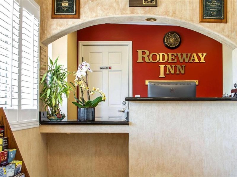 Rodeway Inn Berkeley - carbon neutral hotel in Berkeley