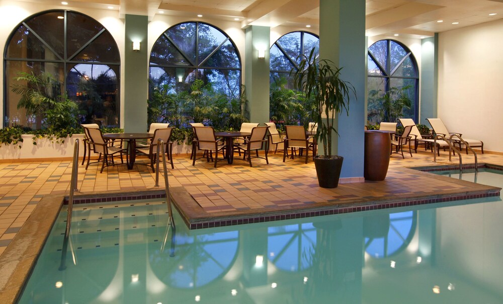Sheraton Suites Columbus Worthington - featured photo