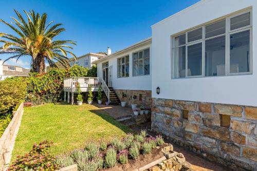 Davley House St James Kalk Bay