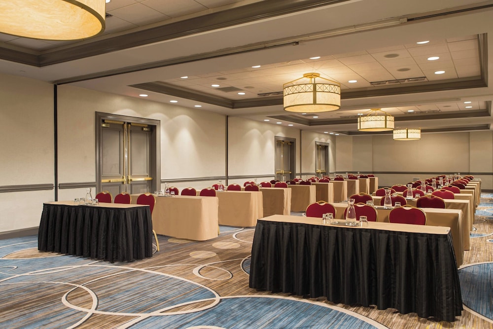 Baltimore Marriott Inner Harbor at Camden Yards - photo 21