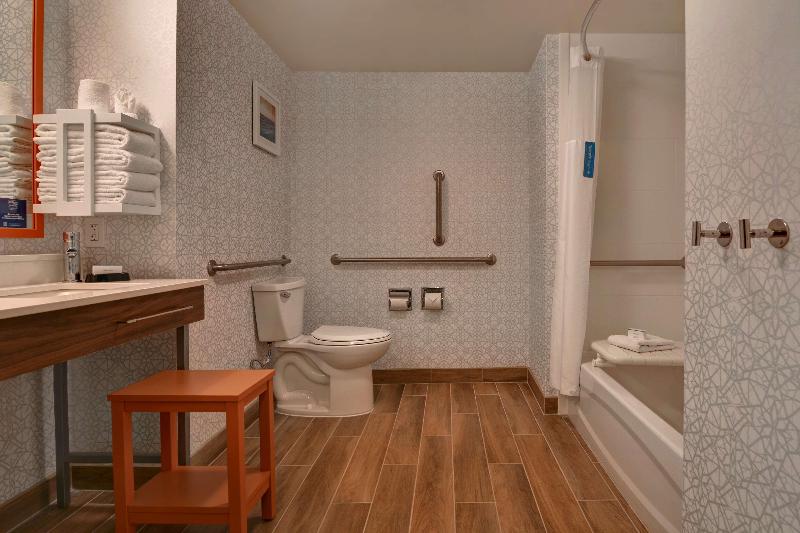 Hampton Inn & Suites Clearwater St. Petersburg Ulmerton Road FL - photo 35