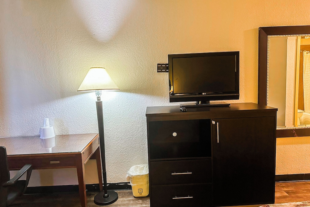 Jackson Hotel & Convention Center - photo 31