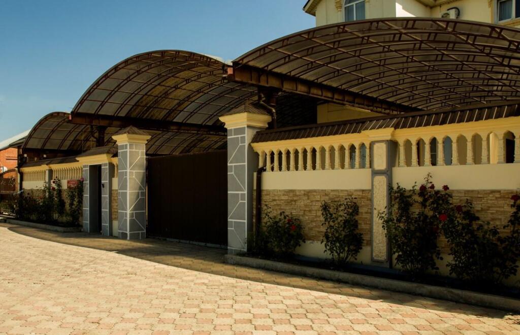 Nadezhda 1 - carbon neutral hotel in Krasnodar