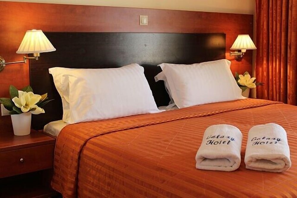 Galaxy Hotel - carbon neutral hotel in Kalamata