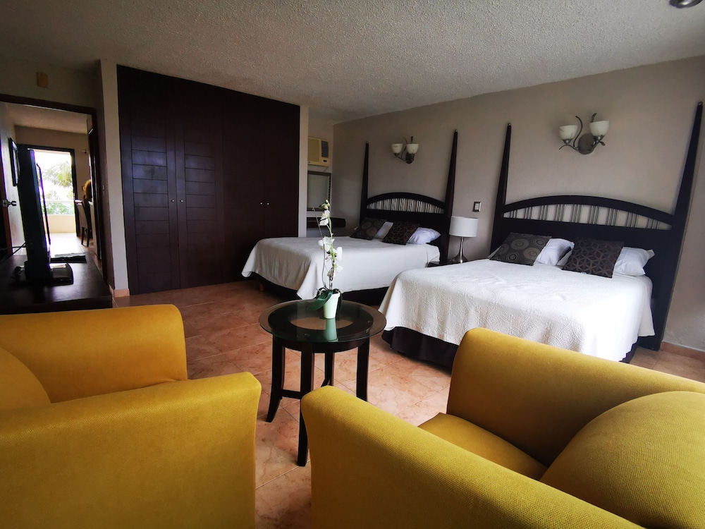 Lovely Beachfront Estudio in Hotel Zone — Cancun — photo 2