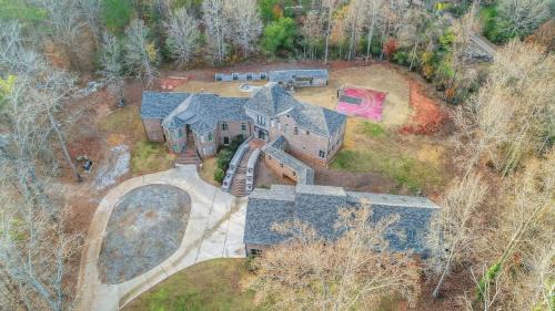 The Panola Mansion Indoor Pool & Pavilion in Stockbridge, United States