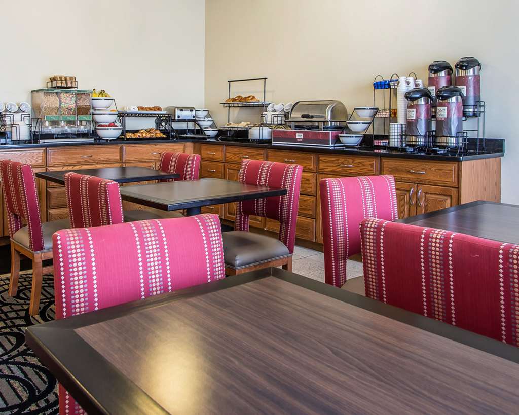 Quality Inn Dayton North Vandalia - photo 28