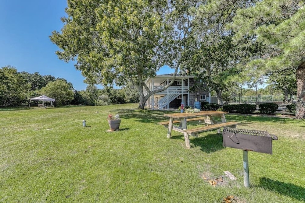 The Island Inn on Martha's Vineyard - photo 192