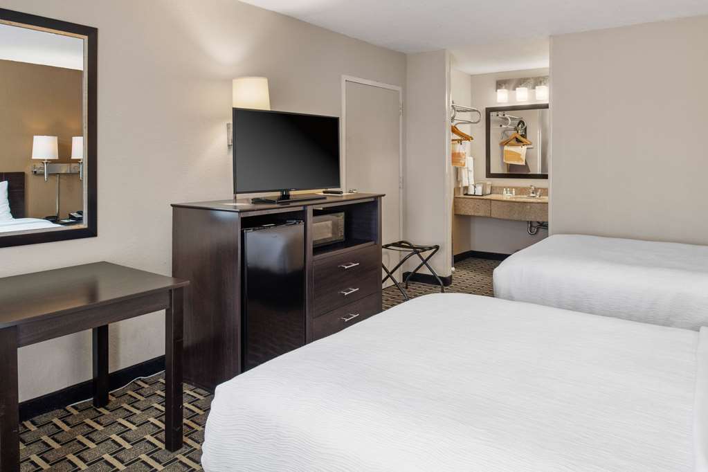 Quality Inn Kingsland - photo 6