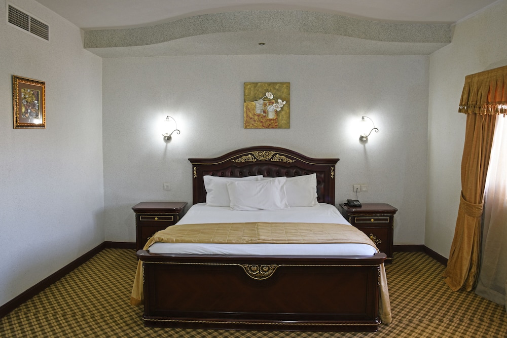 Imperial Royale — Kampala — photo 4