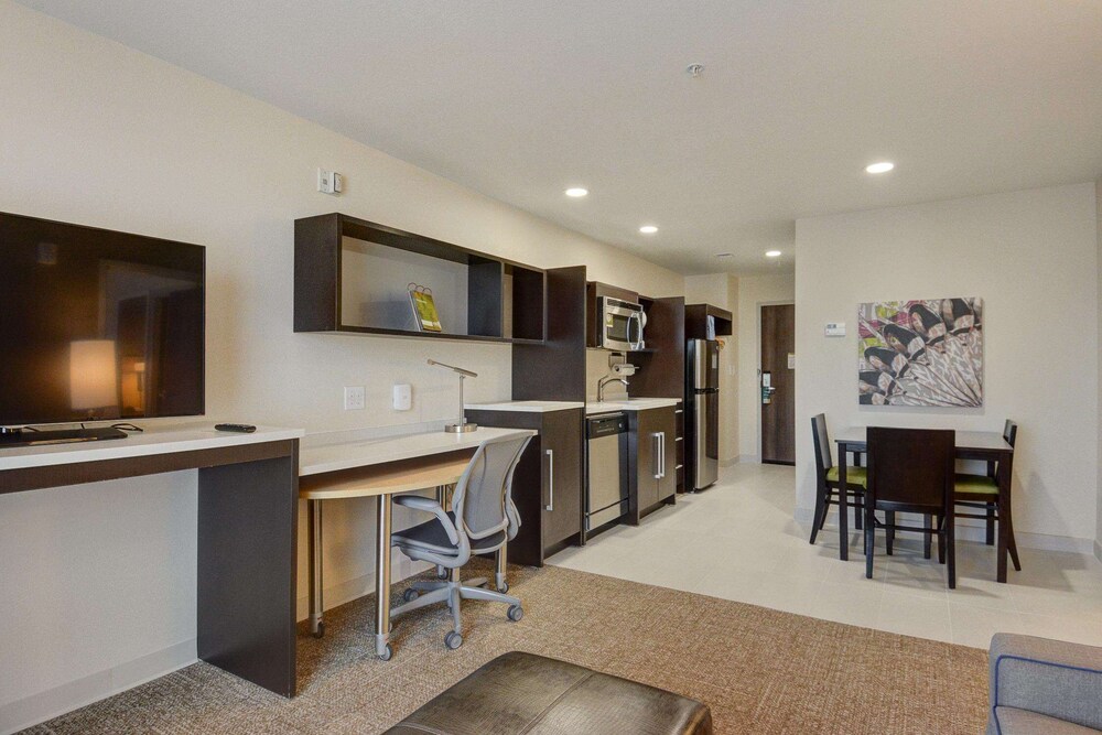 Home2 Suites by Hilton Irving DFW Airport North - photo 16